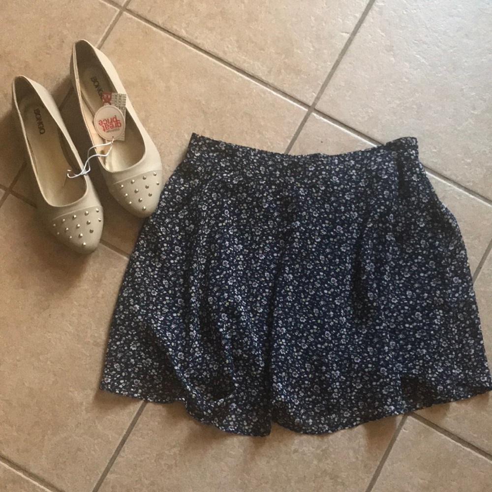 Forever 21 floral skater skirt